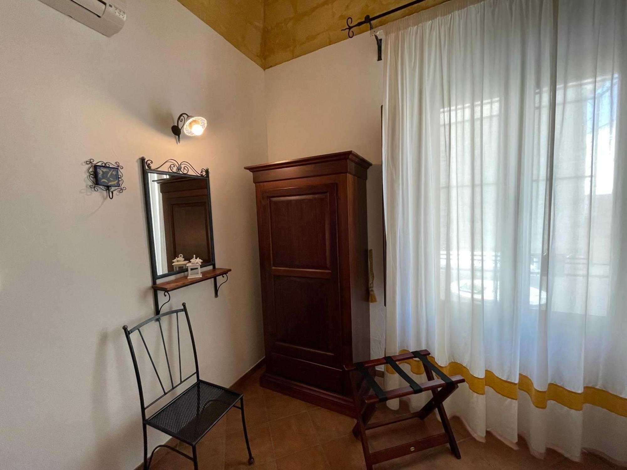 Ai Dammusi Rooms Сан-Вито-Ло-Капо Экстерьер фото