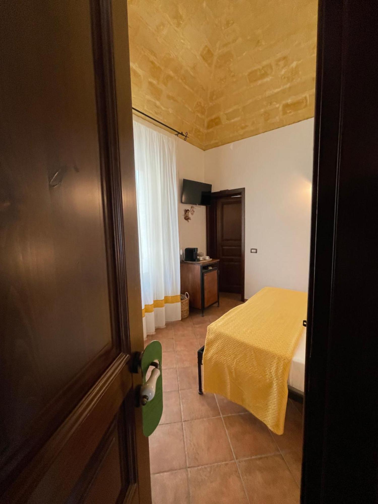 Ai Dammusi Rooms Сан-Вито-Ло-Капо Экстерьер фото
