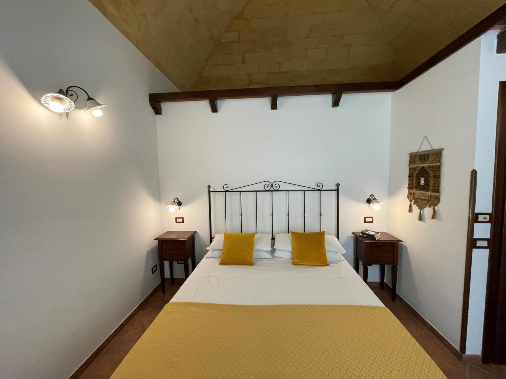Ai Dammusi Rooms Сан-Вито-Ло-Капо Экстерьер фото