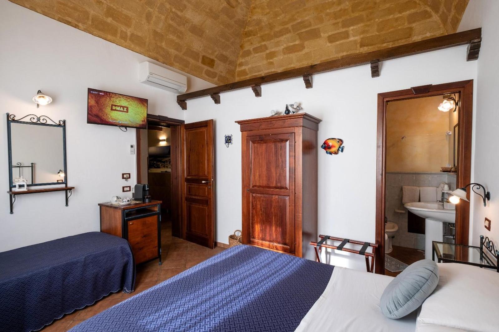 Ai Dammusi Rooms Сан-Вито-Ло-Капо Экстерьер фото