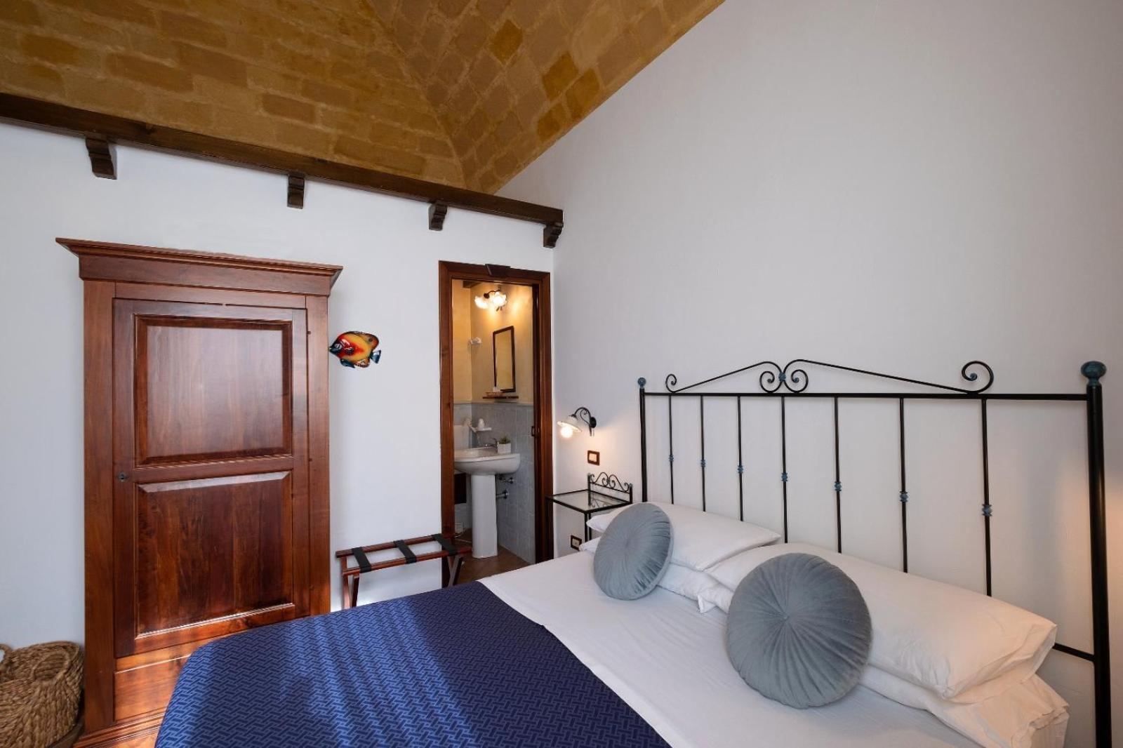 Ai Dammusi Rooms Сан-Вито-Ло-Капо Экстерьер фото